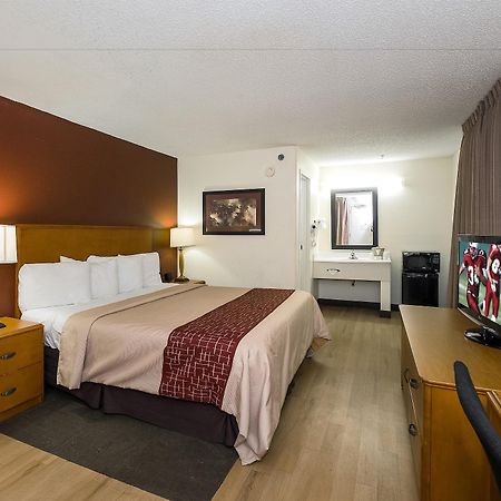 Cedar Rapids Inn 외부 사진