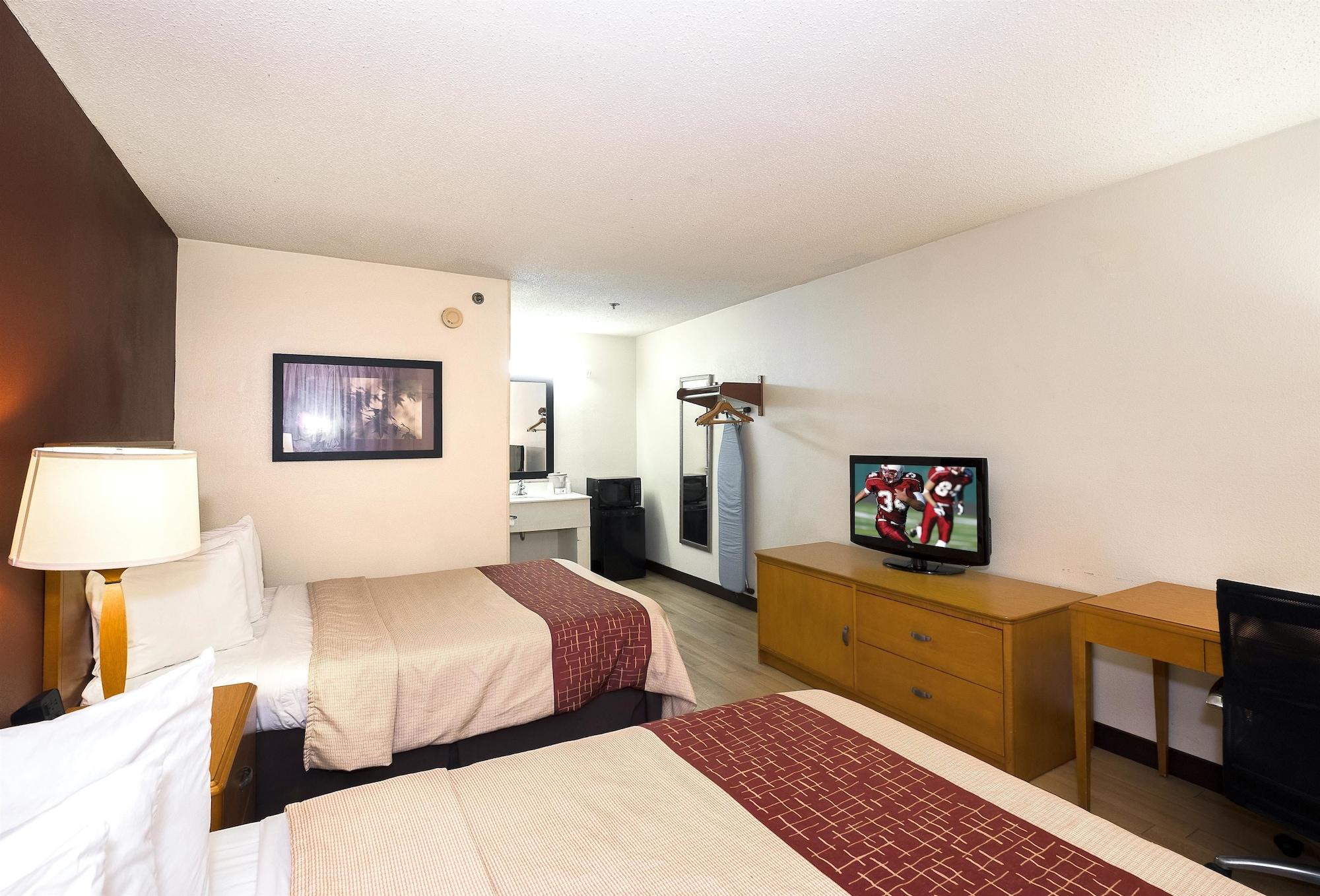 Cedar Rapids Inn 외부 사진