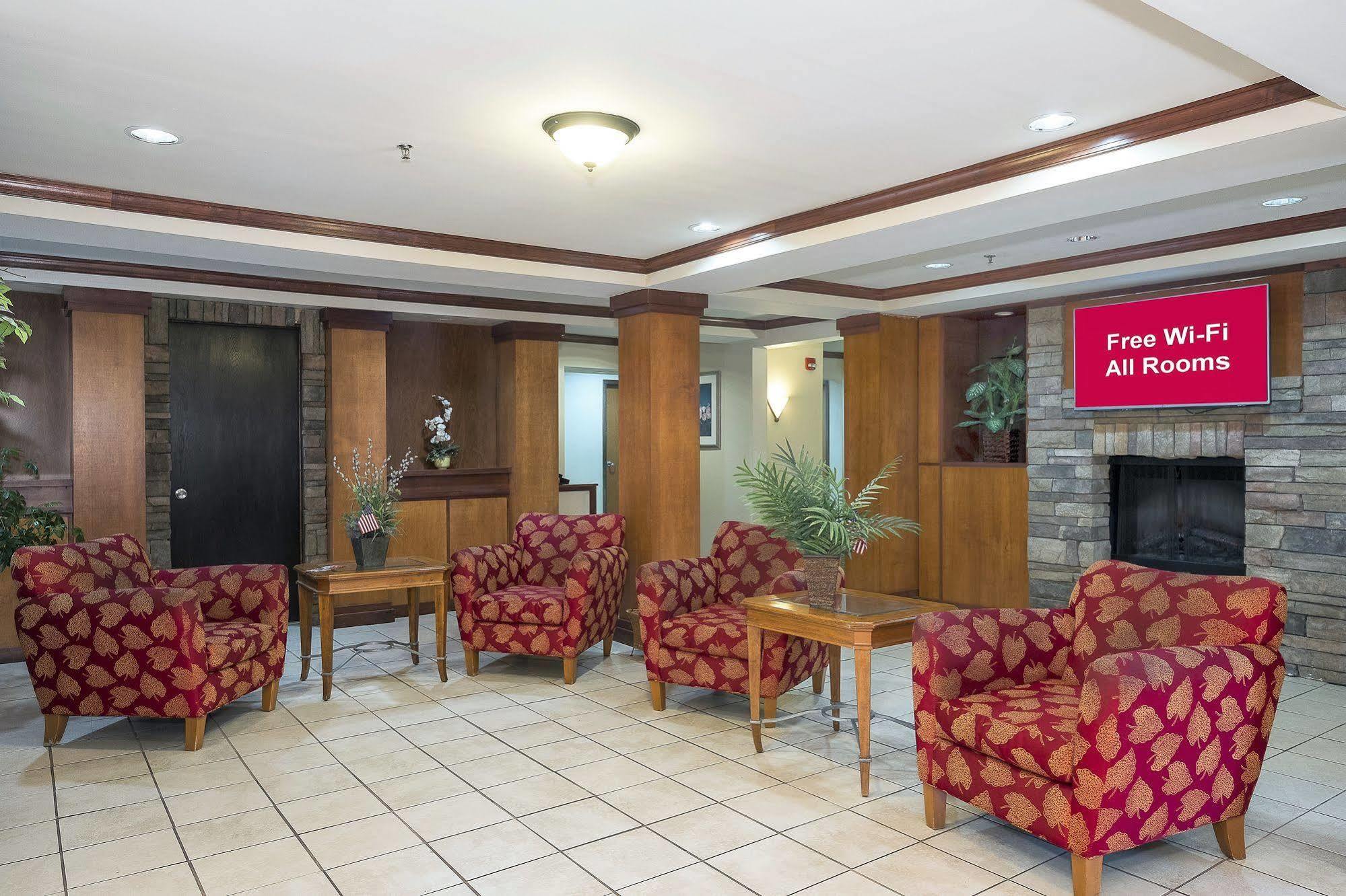 Cedar Rapids Inn 외부 사진
